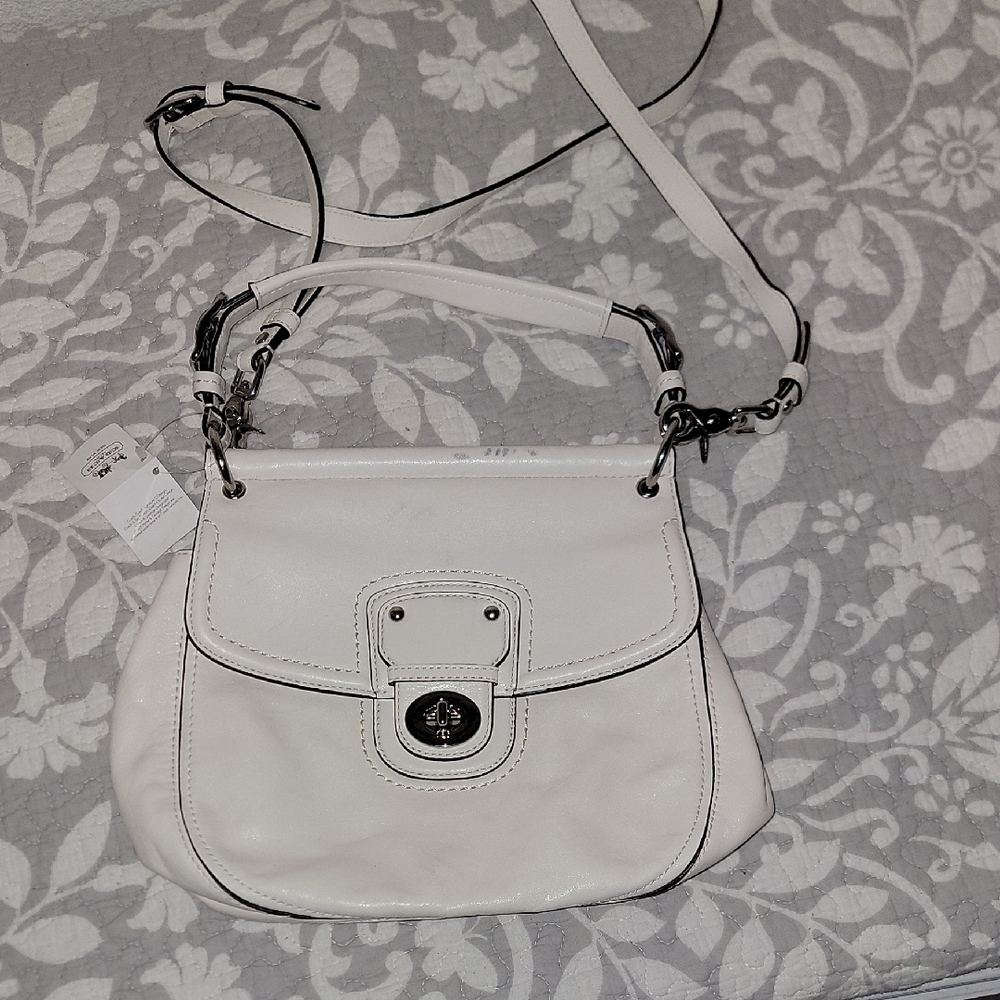 Coach White Leather Shoulder Bag